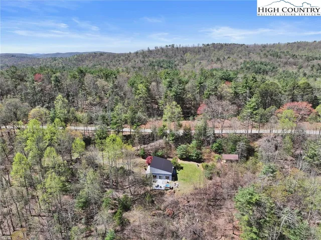 $360,000 | 3086 Summit Road, Purlear, NC 28665