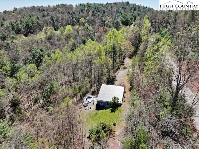 $360,000 | 3086 Summit Road, Purlear, NC 28665