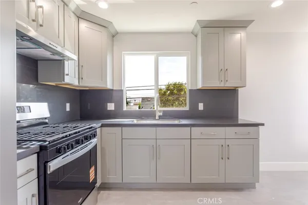 $3,250 | 13768 1/2 Judd Street, Pacoima, CA 91331