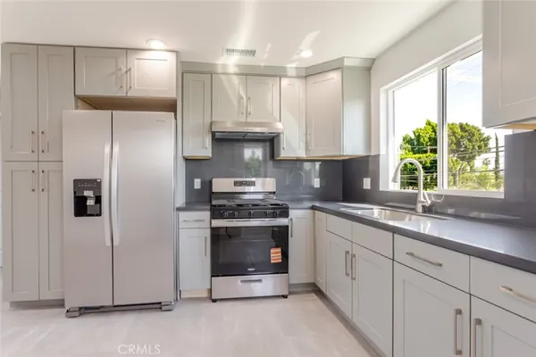 $3,250 | 13768 1/2 Judd Street, Pacoima, CA 91331