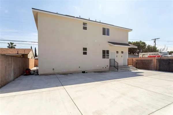 $3,250 | 13768 1/2 Judd Street, Pacoima, CA 91331