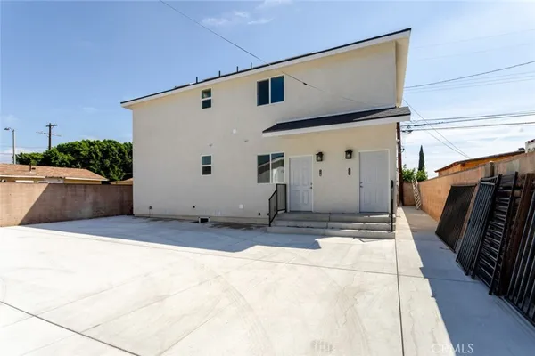 $3,250 | 13768 1/2 Judd Street, Pacoima, CA 91331