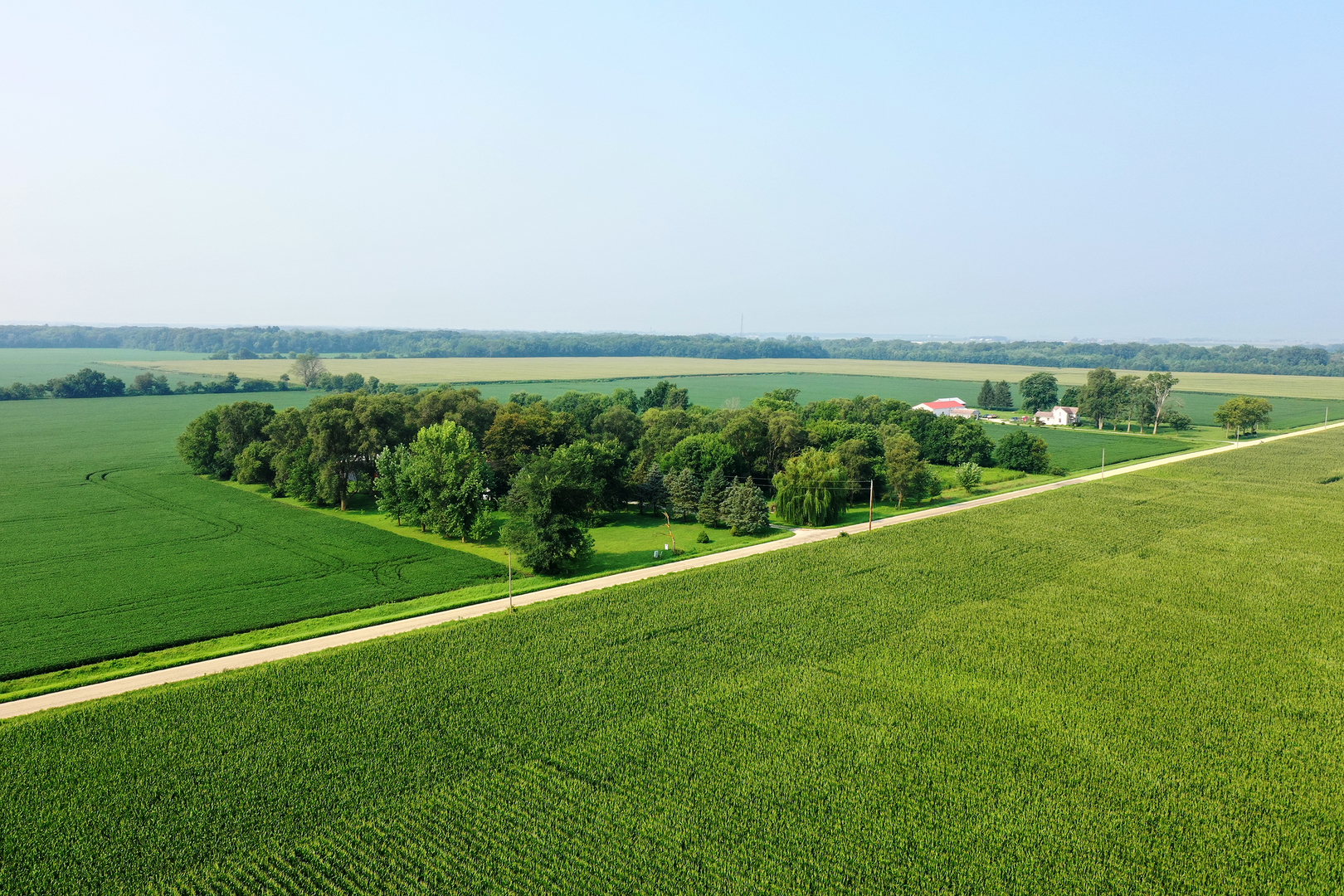 1757 East 3000 North Road Martinton, IL 60951 - Photo 33 of 33 a view of a field with an ocean view