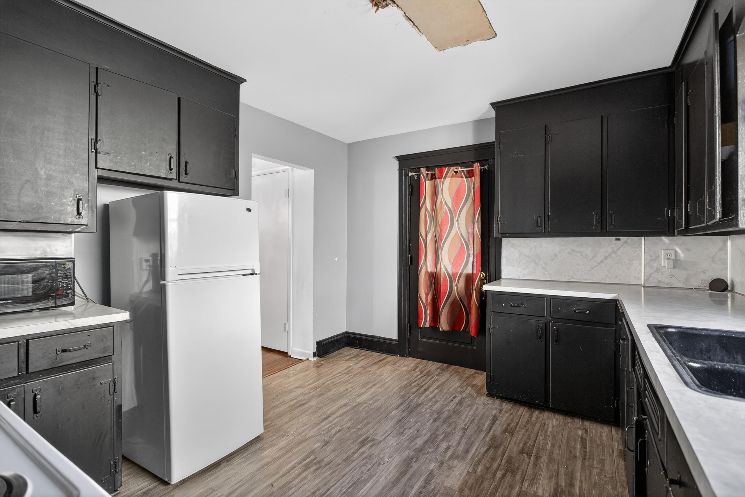 134 North Gorham Street Jackson, MI 49202 - Photo 3 of 35 003_0N0A6240