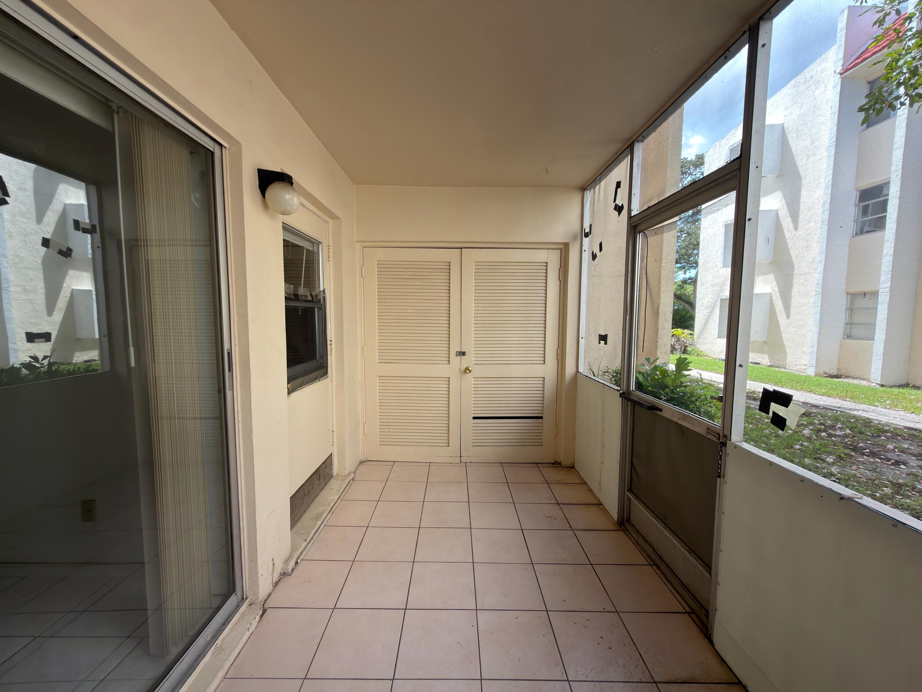 636 Northwest 13th Street, Unit 140 Boca Raton, FL 33486 - Photo 12 of 15 IMG_4489