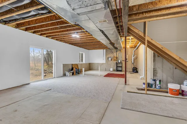 $449,900 | 19685 Kirk Road, Manchester, MI 48158