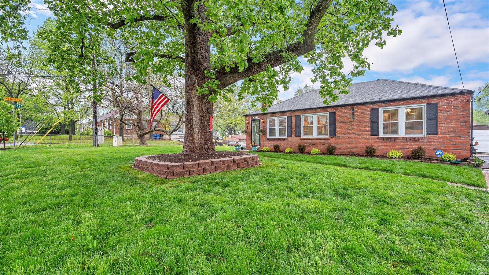 5911 Heege Road St. Louis, MO 63123 - Photo 22 of 36 Gallery Image 22