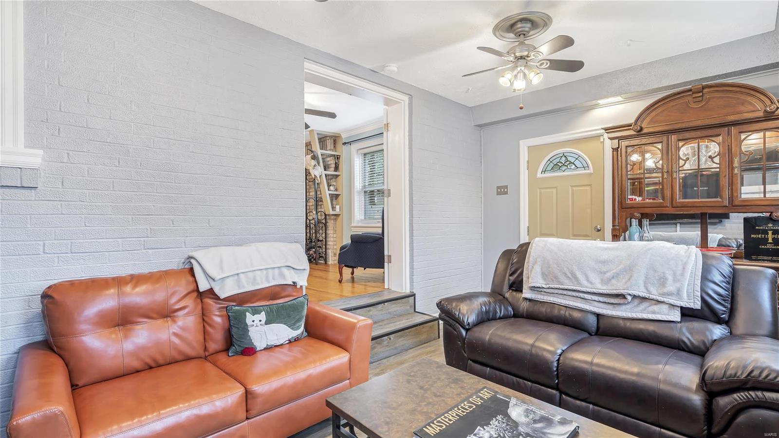 5911 Heege Road St. Louis, MO 63123 - Photo 8 of 36 Gallery Image 8