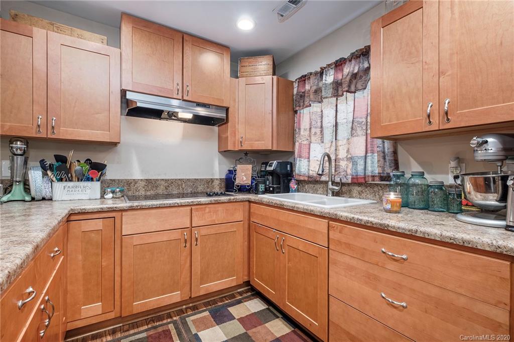 6150 Smith Lake Road Mount Pleasant, NC 28124 - Photo 15 of 32 Gallery Image 15