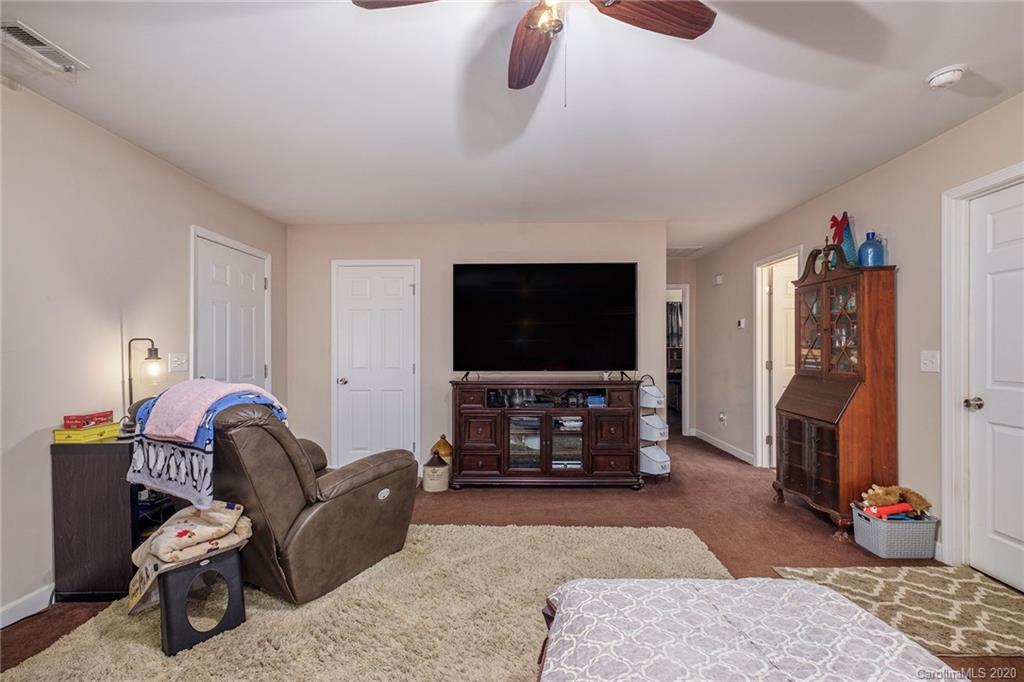 6150 Smith Lake Road Mount Pleasant, NC 28124 - Photo 17 of 32 Gallery Image 17