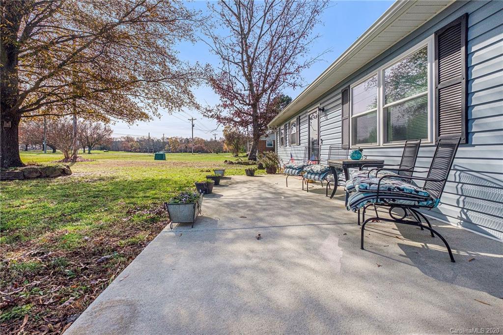 6150 Smith Lake Road Mount Pleasant, NC 28124 - Photo 6 of 32 Gallery Image 6