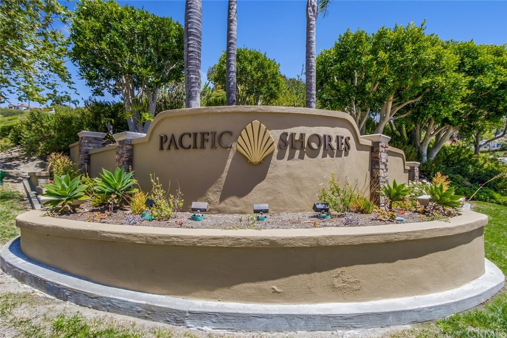 30 Santa Clara San Clemente, CA 92672 - Photo 27 of 31 Pacific Shores offers unbeatable location just minutes to 5 freeway, award winning schools, shopping, train, Historic downtown San Clemente and our finest beaches. Don't miss the miles of hiking and biking trails Rancho San Clemente offers just above Pacific Shores. No Mello Roos and low HOA!