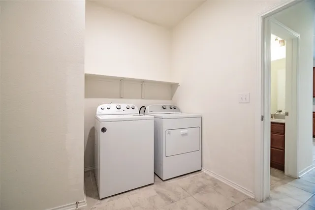 a view of walk in closet