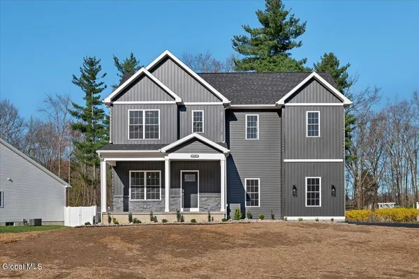 $639,900 | 105 Diamond Place, Rotterdam, NY 12306