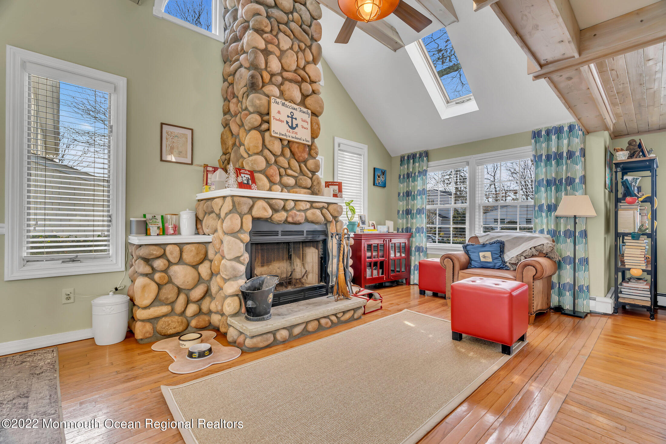 208 Barton Avenue Point Pleasant, NJ 08742 - Photo 8 of 32 019_dsc00081