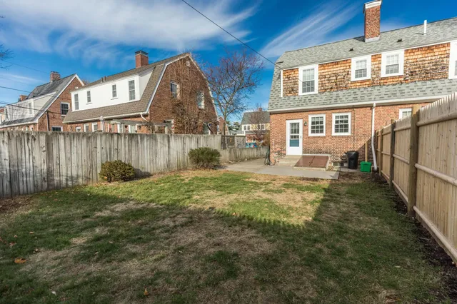 $2,600 | 79 Porpoise Way, Portsmouth, NH 03801