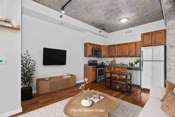 $2,150 | 1620 South Michigan Avenue, Unit 324, Chicago, IL 60616