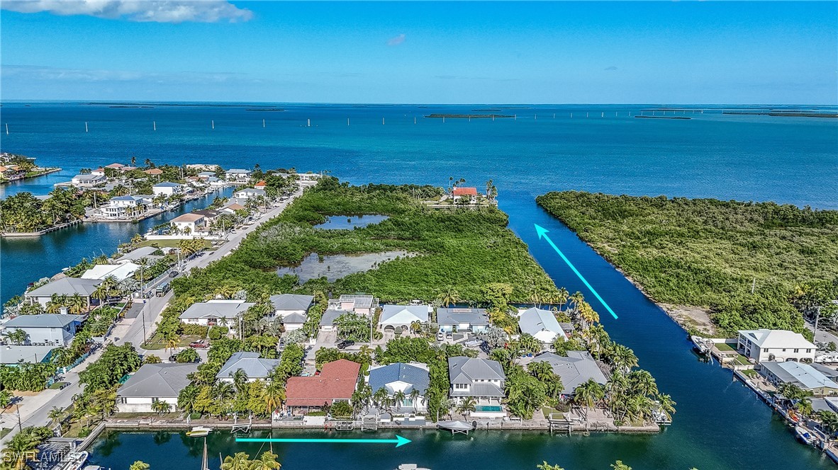 4 Coconut Drive Key West, FL 33040 - Photo 14 of 47 a view of a city with an ocean