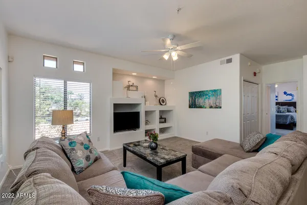 $3,600 | 1351 North Pleasant Drive, Unit 2092, Chandler, AZ 85225