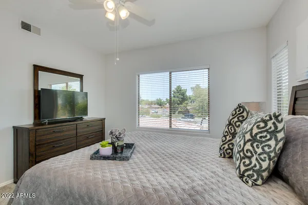 $3,600 | 1351 North Pleasant Drive, Unit 2092, Chandler, AZ 85225