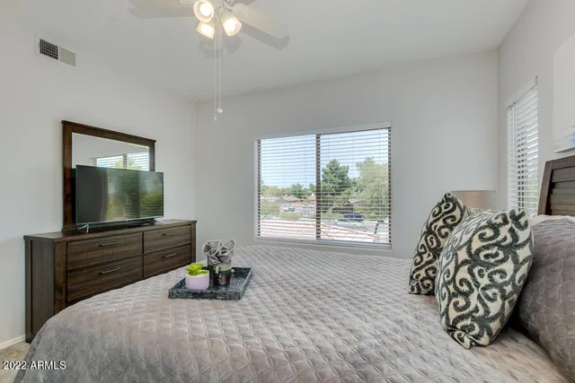 $3,600 | 1351 North Pleasant Drive, Unit 2092, Chandler, AZ 85225