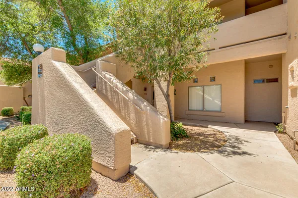 $3,600 | 1351 North Pleasant Drive, Unit 2092, Chandler, AZ 85225