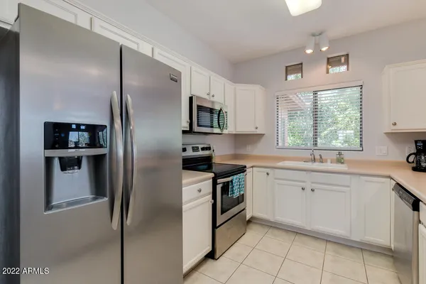 $3,600 | 1351 North Pleasant Drive, Unit 2092, Chandler, AZ 85225