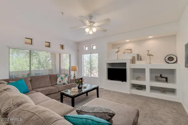 $3,600 | 1351 North Pleasant Drive, Unit 2092, Chandler, AZ 85225