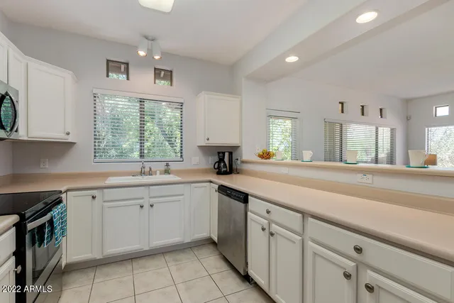 $3,600 | 1351 North Pleasant Drive, Unit 2092, Chandler, AZ 85225