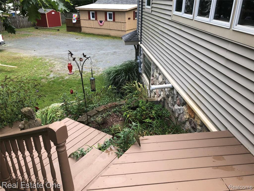 2722 Piney Ridge Road Ludington, MI 49431 - Photo 14 of 64