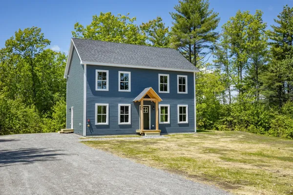 $524,900 | 1 Lilac Lane, Raymond, ME 04071