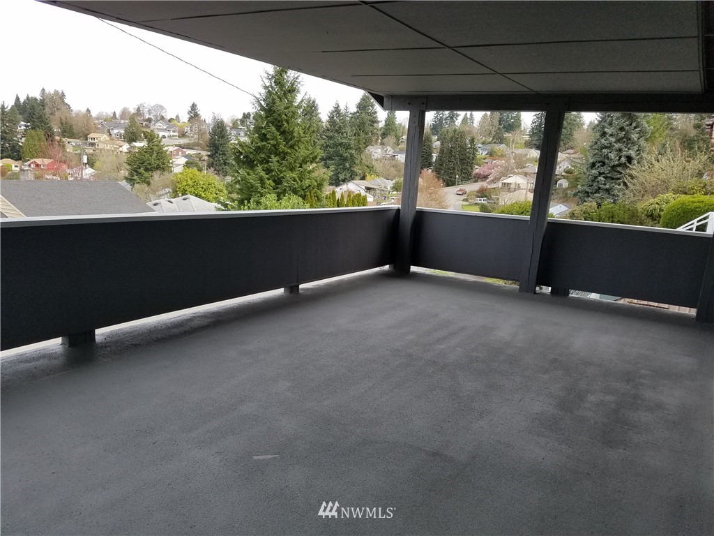 422 Windsor Way Northeast Renton, WA 98056 - Photo 2 of 25
