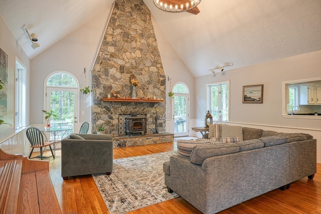 76 Kendall Road Tewksbury, MA 01876 - Photo 10 of 37 Gallery Image 10