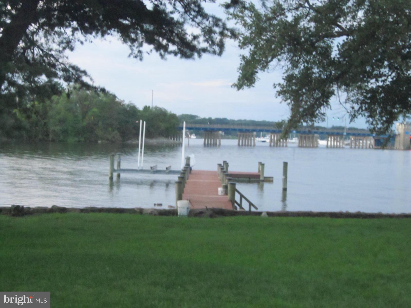 8418 Park Road Pasadena, MD 21122 - Photo 11 of 30 Waterview from Rear Deck