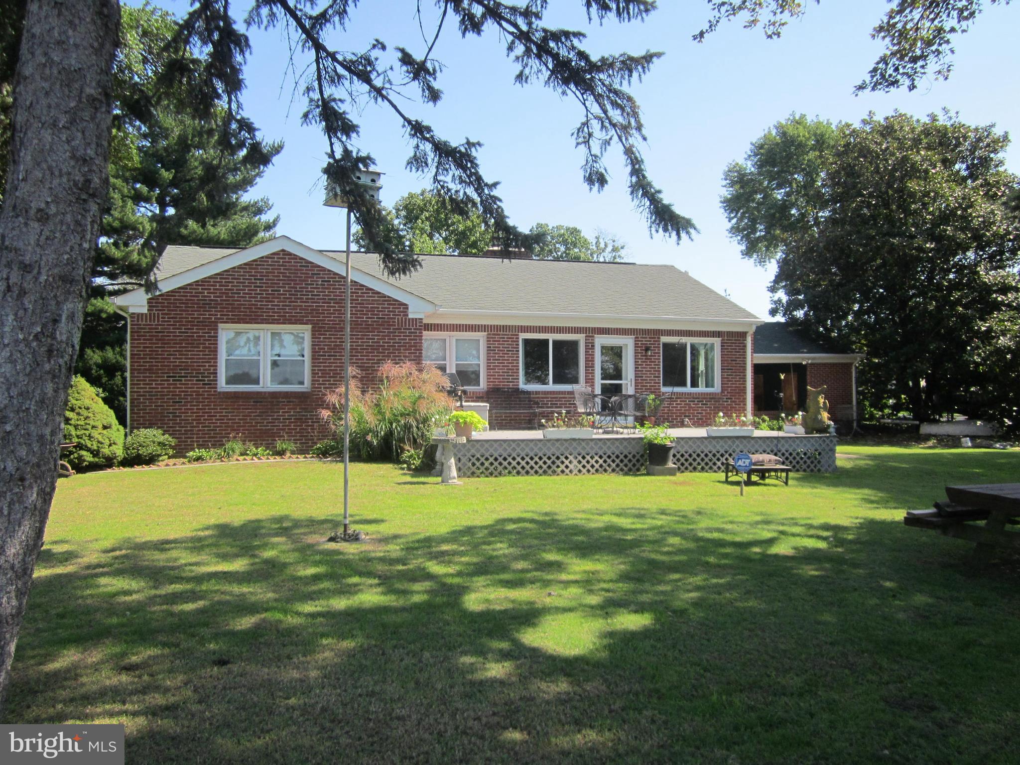 8418 Park Road Pasadena, MD 21122 - Photo 5 of 30 Another View of Front