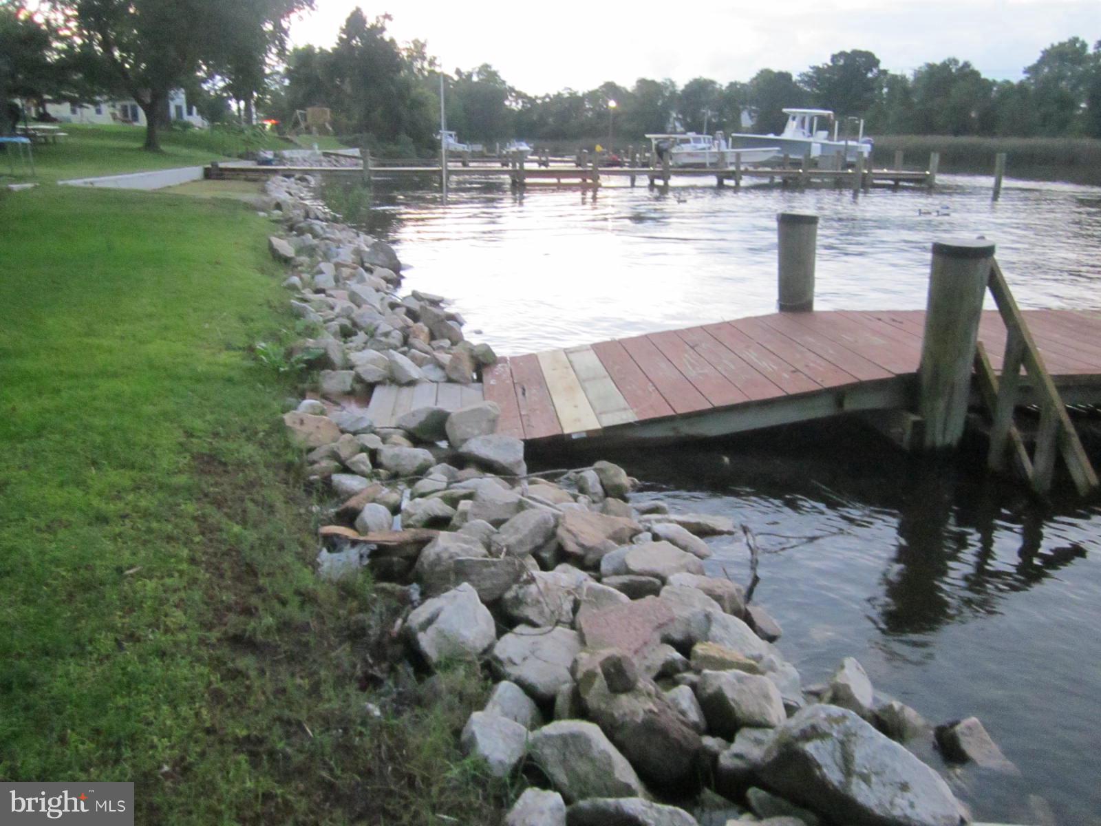 8418 Park Road Pasadena, MD 21122 - Photo 9 of 30 RipRap Shoreline