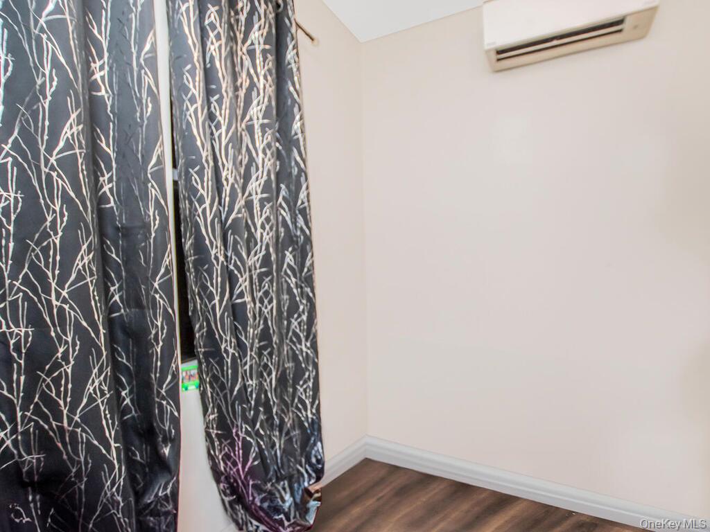 1406 White Plains Road Bronx, NY 10462 - Photo 33 of 43