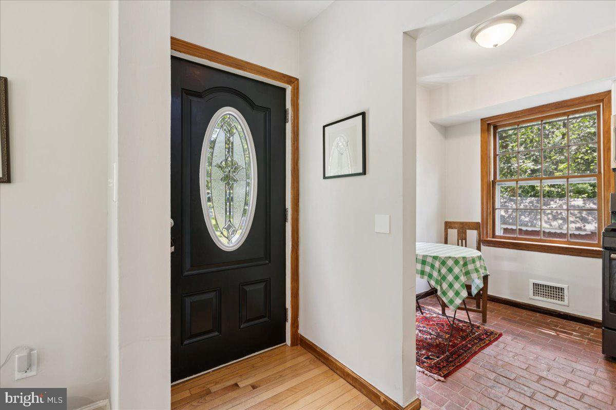 1036 Canal Road Princeton, NJ 08540 - Photo 5 of 35 Gallery Image 5