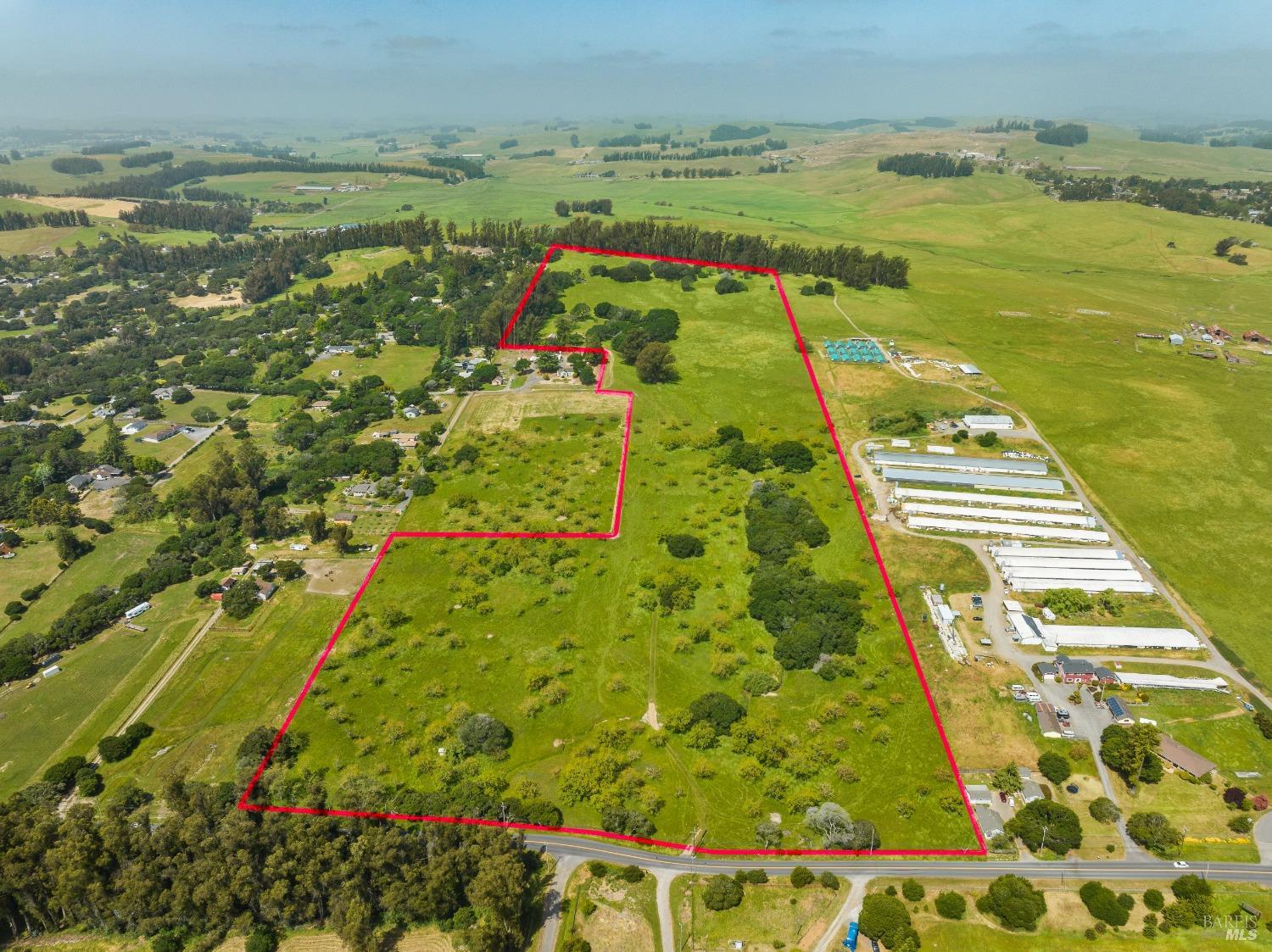 130 Jewett Road Petaluma, CA 94952 - Photo 3 of 31 a view of an outdoor space