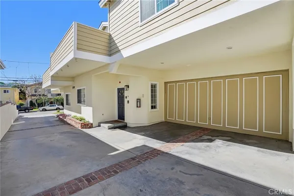 $1,189,000 | 2007 Carnegie Lane, Unit B, Redondo Beach, CA 90278