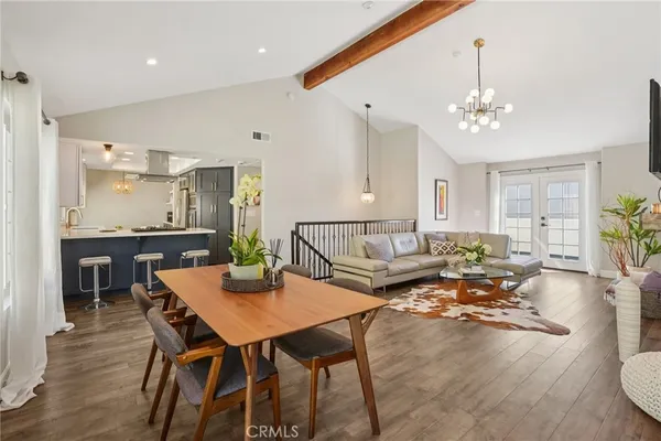 $1,189,000 | 2007 Carnegie Lane, Unit B, Redondo Beach, CA 90278
