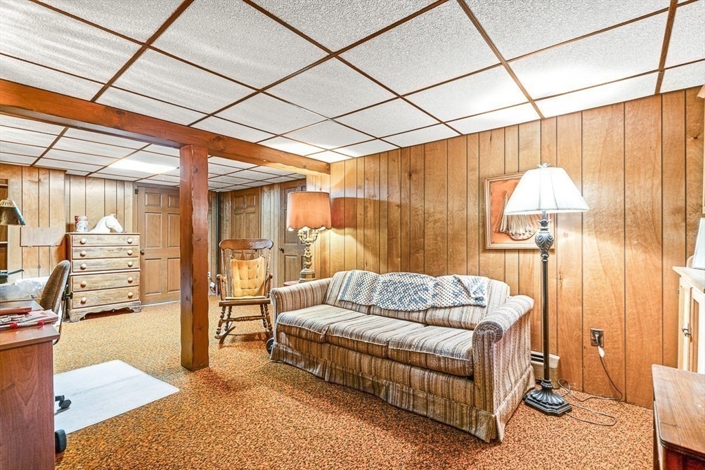 25 Hillview Road North Reading, MA 01864 - Photo 16 of 21 Gallery Image 16