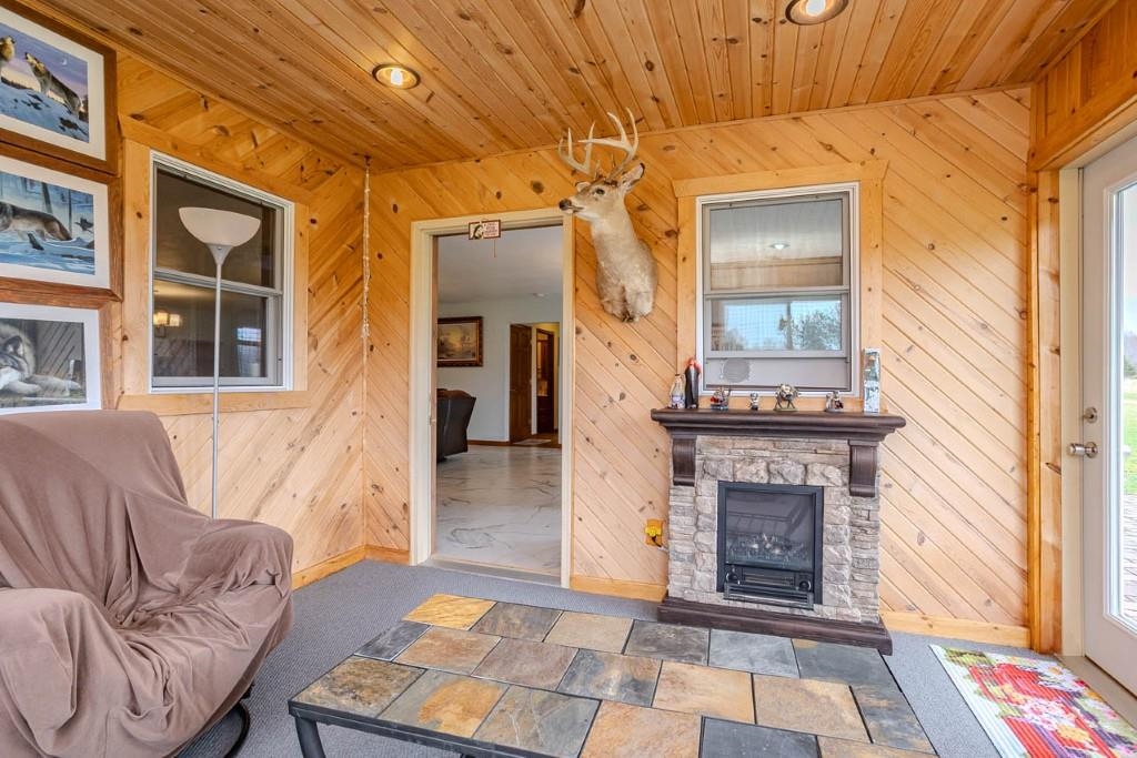 12050 Wren Road Marshfield, WI 54449 - Photo 15 of 60