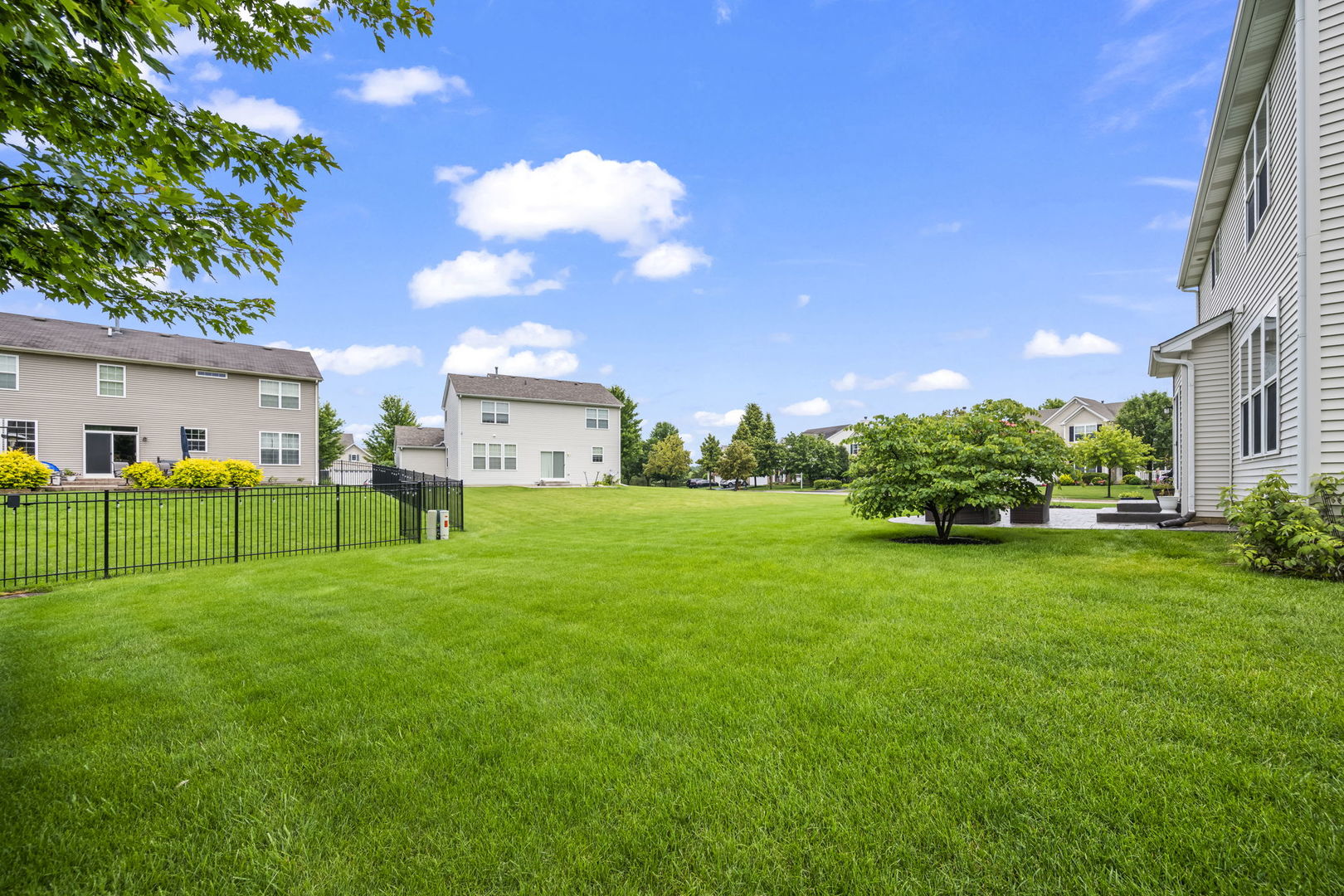 910 Marble Court Volo, IL 60073 - Photo 28 of 37