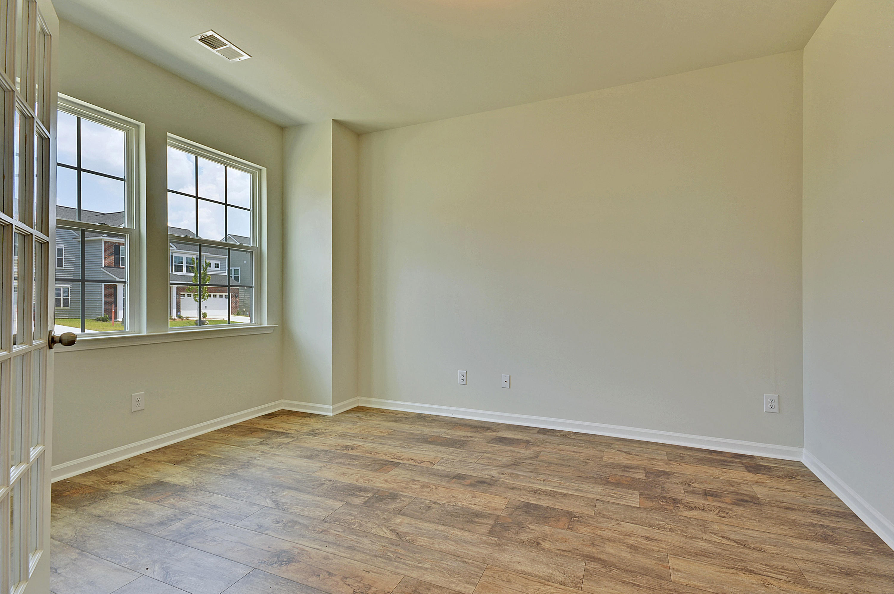 1906 Sweetfern Road Hanahan, SC 29410 - Photo 4 of 40 DSC_0299_DSC_0305 copy