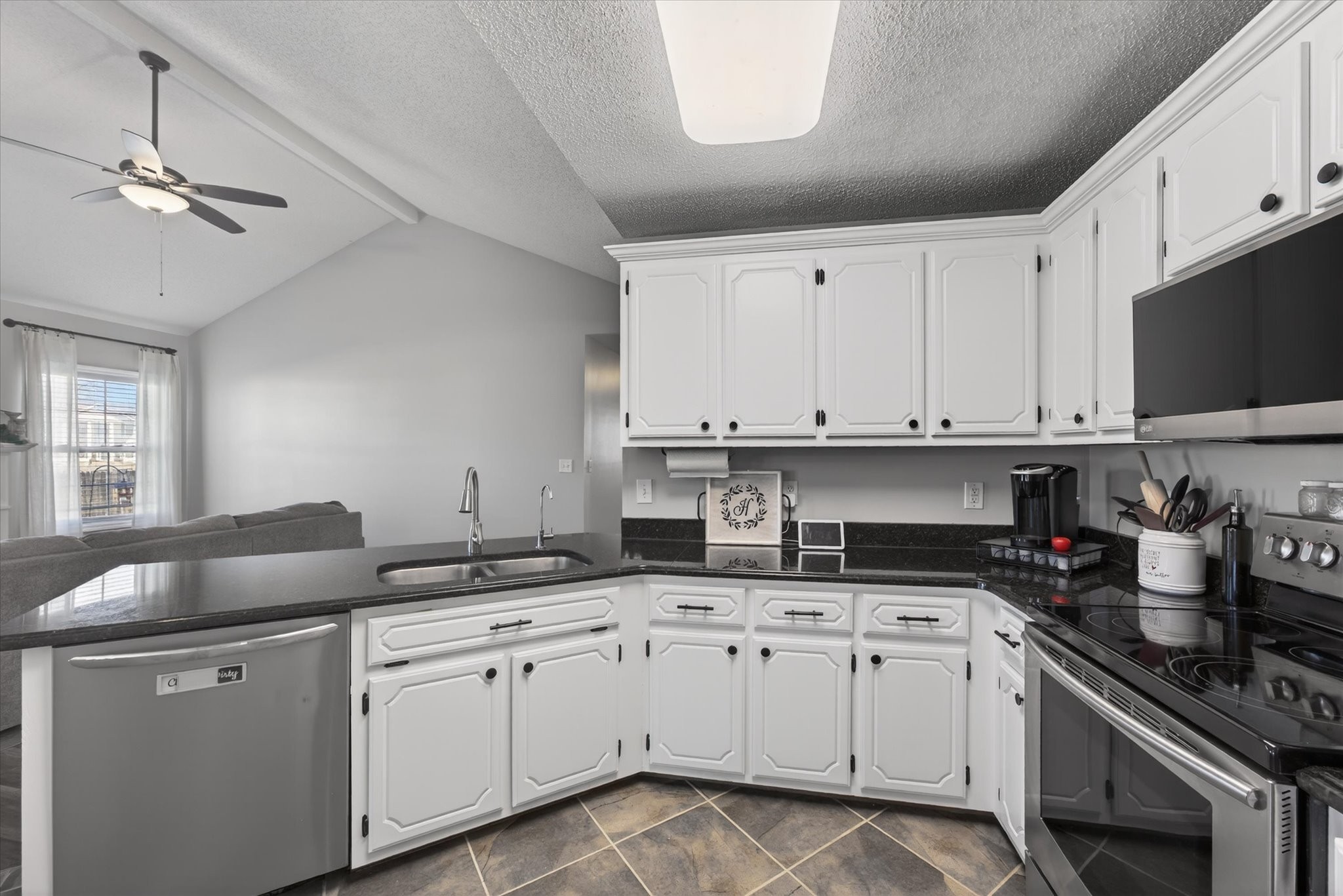 1630 Windriver Road Clarksville, TN 37042 - Photo 12 of 30