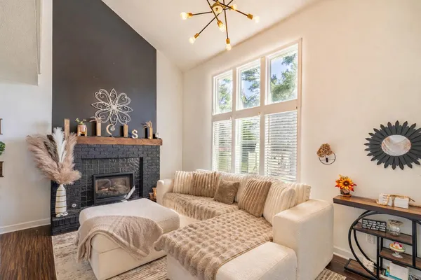 $310,000 | 607 Weatherwood Lane, Valparaiso, IN 46383