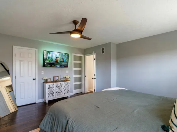 $310,000 | 607 Weatherwood Lane, Valparaiso, IN 46383