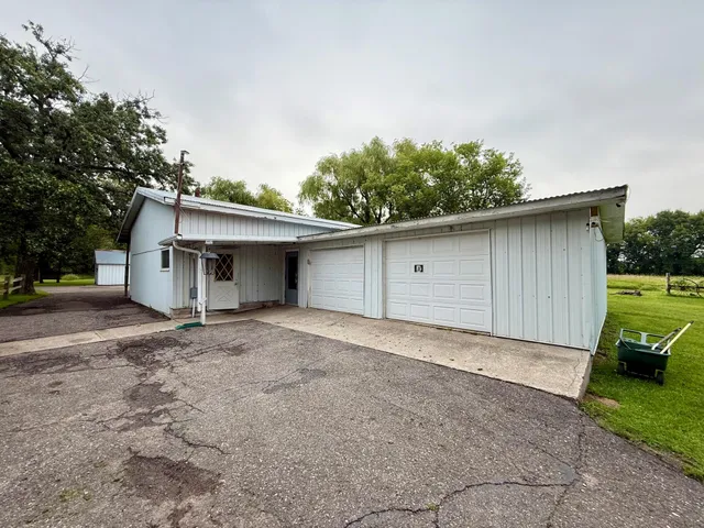 $325,000 | 11328 County 11, Sauk Centre, MN 56378