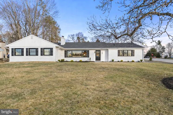 $889,900 | 499 Collins Drive, Springfield, PA 19064